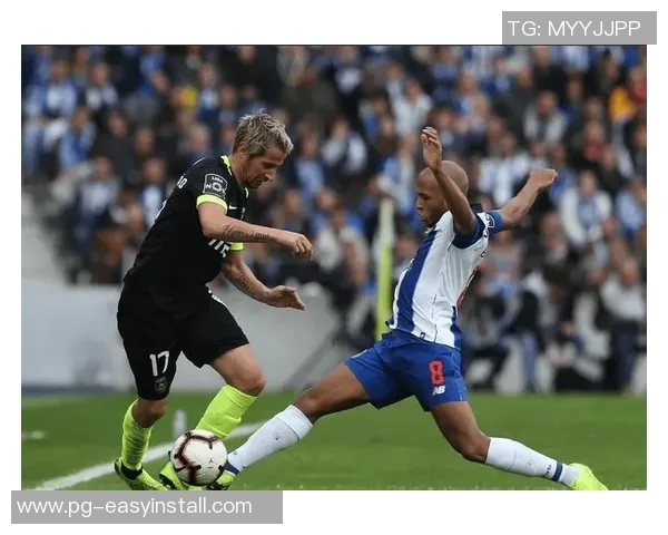 中超精彩对决多特蒙德与波尔图战成平局帽子戏法引发全场热潮分析战术细节